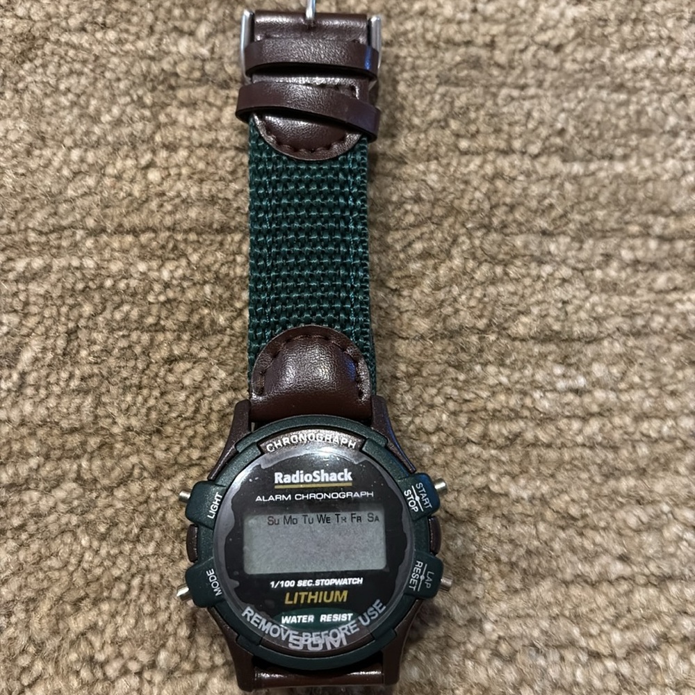 ~RadioShack~  Vintage Digital Alarm Chronograph Water Resistant Watch (6…